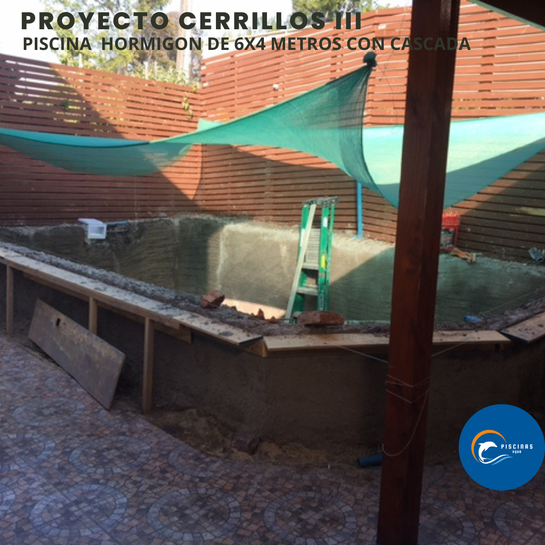 Piscina de hormigón de 6x4 metros, en comuna de Cerrillos