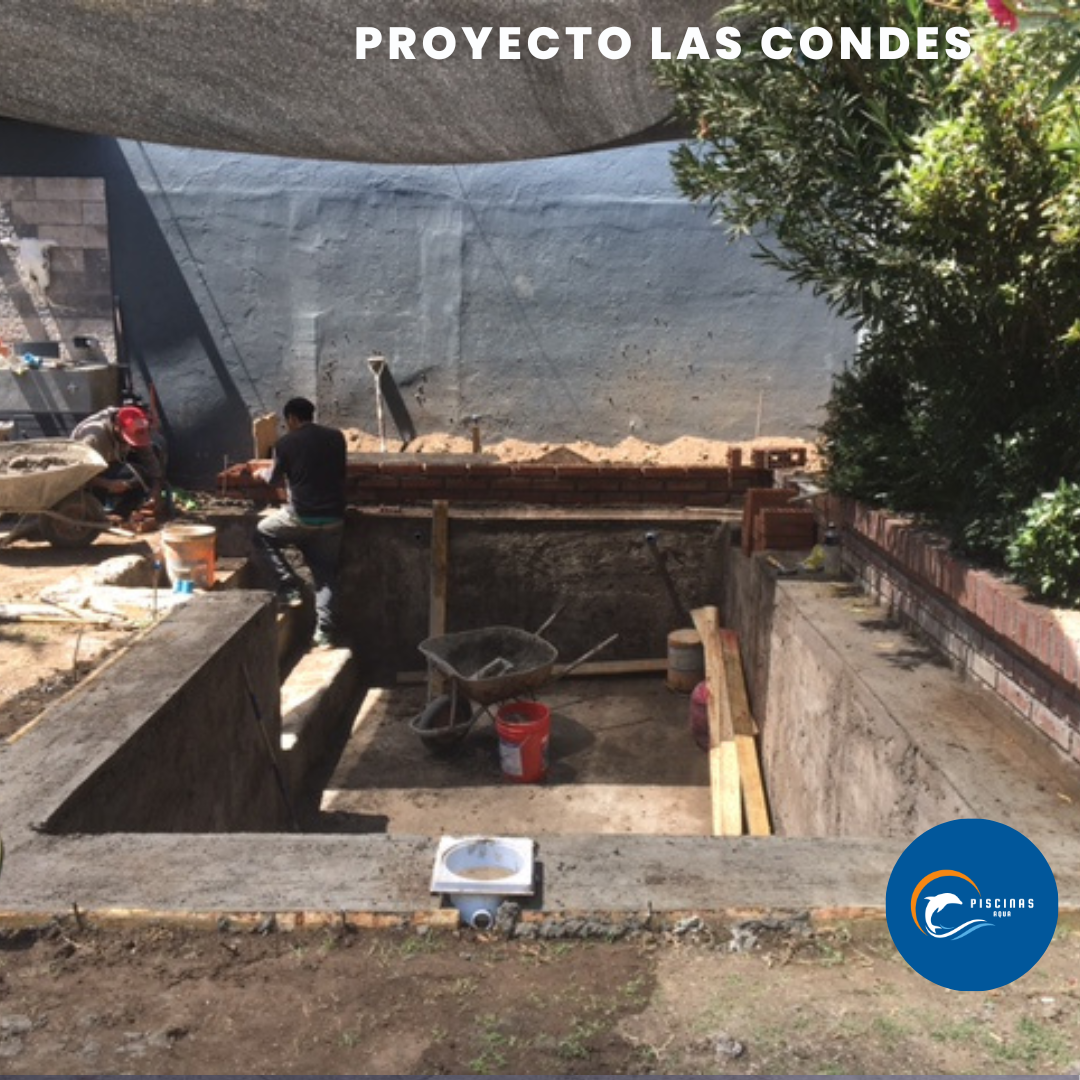 Piscina de hormigón de 5x3 metros , en la comuna de Las Condes